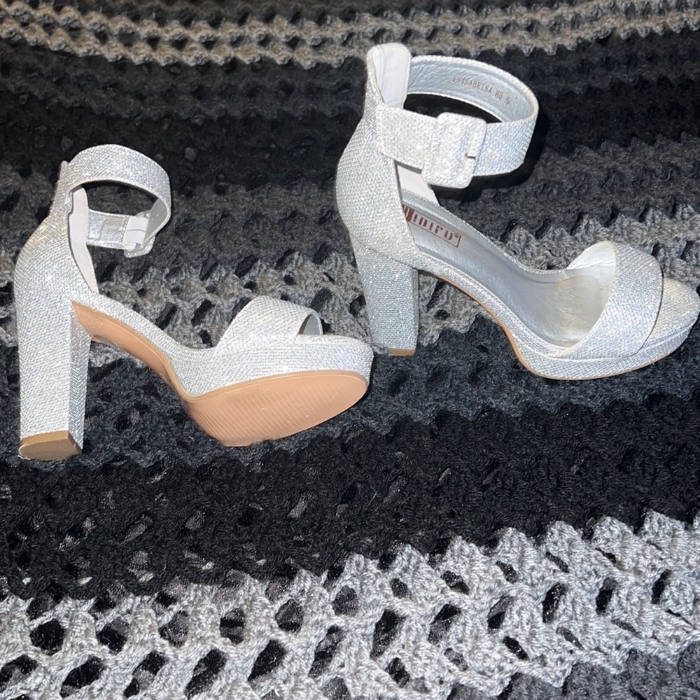 Silver glitter heels size 6